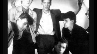 Watch Simple Minds Travelling Man video