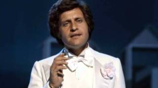 Watch Joe Dassin Blue Country video