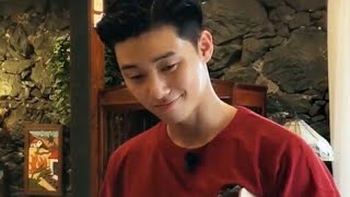Park Seo Joon Goes To Spain and Girls Are Hypnotized By His Good Looks
