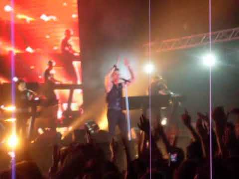 Depeche Mode 03.11,20009 Hannover - Hole to feed
