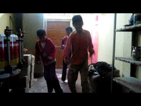 Anshu-Golu-Bittu Dance