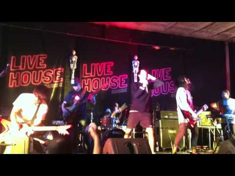 พล่าน Live BARBIES@Live house bangkok thumb