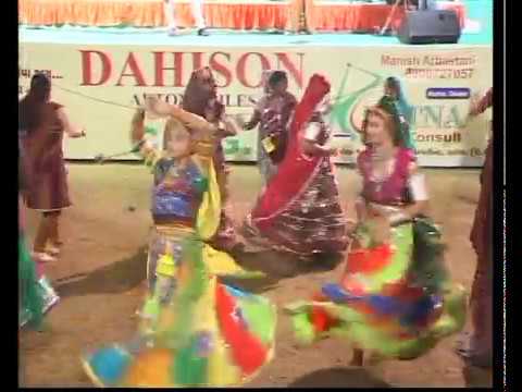 Gujarati Garba Song Navratri Live 2011...