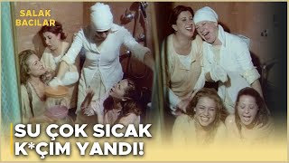 Salak Bacılar Türk Filmi | Bacılar Otel Banyosunu Hamama Çeviriyor!