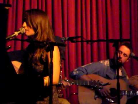 sara bareilles live. Sara Bareilles - Bottle It Up