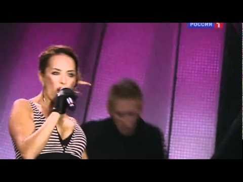 Жанна Фриске - А на море белый песок LIVE (Песня года 2009).flv