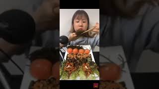 hızlı yiyen Çinli kız