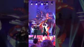Айша Поцелуи в Вегасе 1