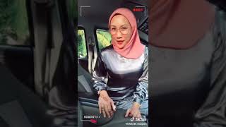 Awek Baju Satin Hot