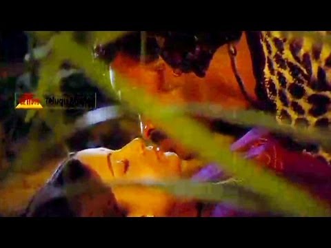 Punnami Nagu Telugu Movie Scene_ Chiranjeevi Rathi