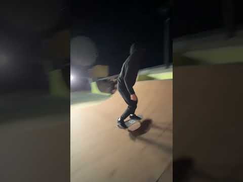 Mini ramp sesh with friends‼️ #skateboardingisfun #skateclipsdaily #skateboarding #skatelife