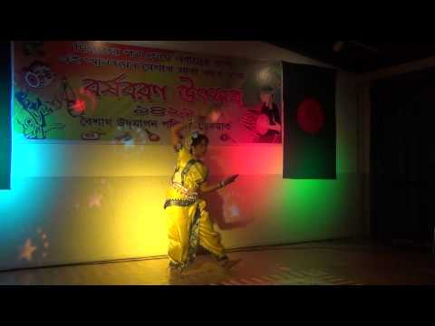 monomor meghero shongi - Rabindrasangeet