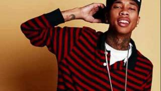Watch Tyga Hey There Delilah remix video