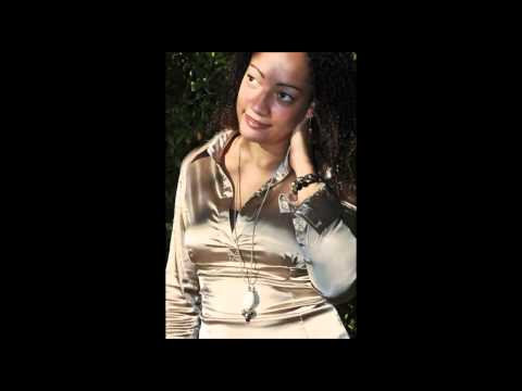 Te Pertenezco Video