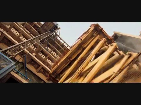Casino royale parkour chase scene
