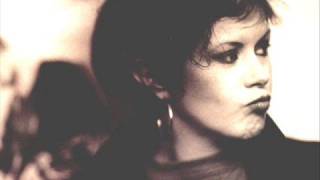 Watch Kirsty MacColl You Caught Me Out video