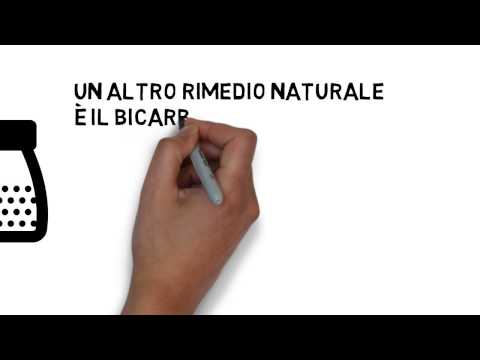 Bambino di dermatite di atopic 4 mesi