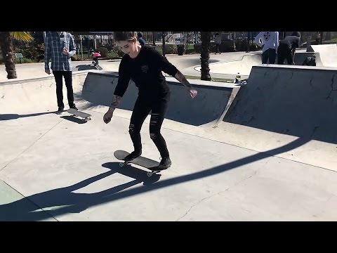 GIRL LEARNS HER FIRST SKATEBOARD TRICKS |  FAKIE SHOVE