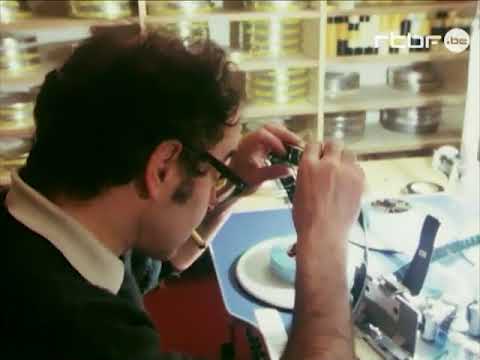 Rare footage of Jean-Luc Godard editing (1982)