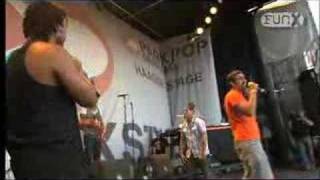 Watch Orishas Bombo video