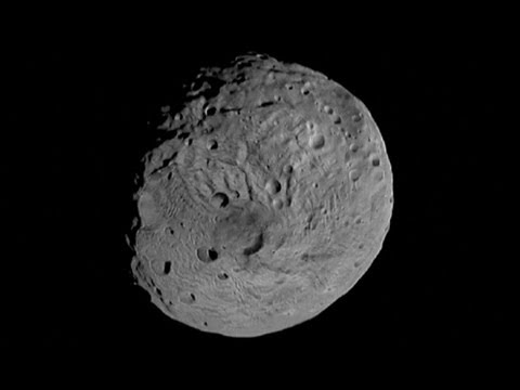Espace : la sonde Dawn envoie de nouvelles images de l'astéroïde Vesta