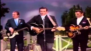 Watch Johnny Cash Ring Of Fire video