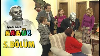 İyi Aile Robotu Babür 5. Bölüm İzle