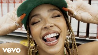 Watch Tinashe Needs video