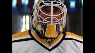 Sudden Death (1995) - Darren McCord punches Christian Ruuttu