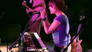 Watch Via Audio Tigers video