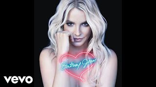 Watch Britney Spears Alien video