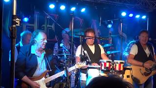 Watch Cats Daybreak video