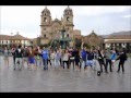 'Gangnam Style' llegó a Perú e hizo bailar a turistas en Cusco