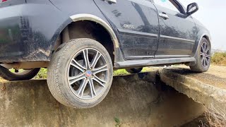 Two Cars Meet On A Narrow Rural Road, And The Skilled Driver Operates Like This