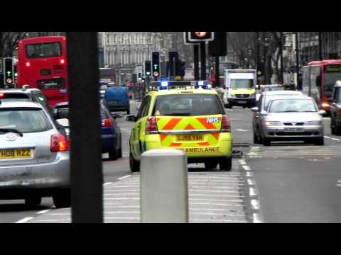 London Ambulance Service Vauxhall Zafira Rapid Response Vehicle