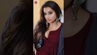 Vidya Balan Hd Short Rang The Noor Tha Song