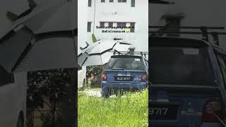 Lain Mcm Eh Payung Makcik Tu Nk Usya Kt Komen Okies