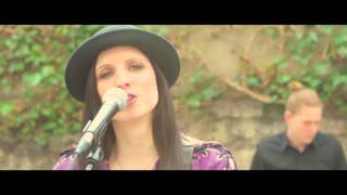 Lovis - This feeling (Official Video)