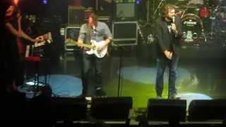 Watch Reverend The Makers Bandits video