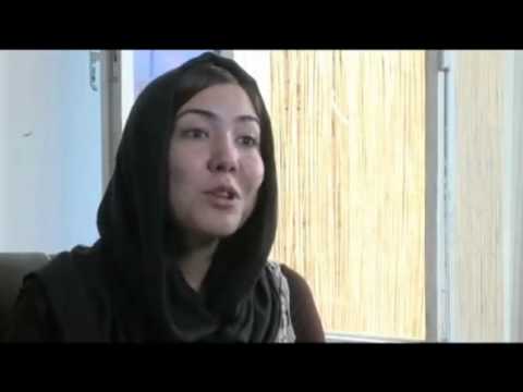 Iranian-Hazara actress needs Visa to Australia !! ( fake story...