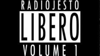 Watch Jesto Sulla Spiaggia video