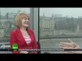 Keiser Report: Psycho school of economics (E585)