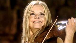 Watch Celtic Woman Shenandoah video