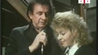 Watch Johnny Cash Woodcarver video