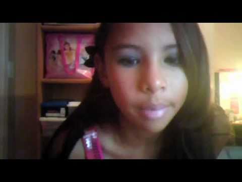 Astrid's hair style makeup and outfit of the day 2