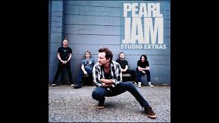 Watch Pearl Jam Let It Ride video