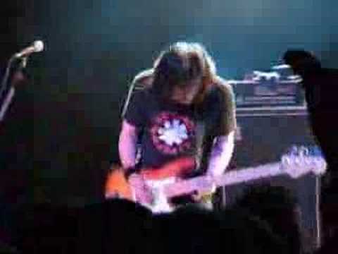 Paul Gilbert - Addicted to That Rush (Paul plays bass!)