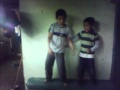 niños bailando