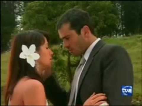 Deborah y Luis Carlos ~ en el bosque ...escena de pasion