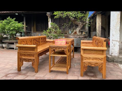 Trường kỷ gỗ gụ tích vinh quy bái tổ cho chú Đoan tại Chương Mỹ, Hà Nội